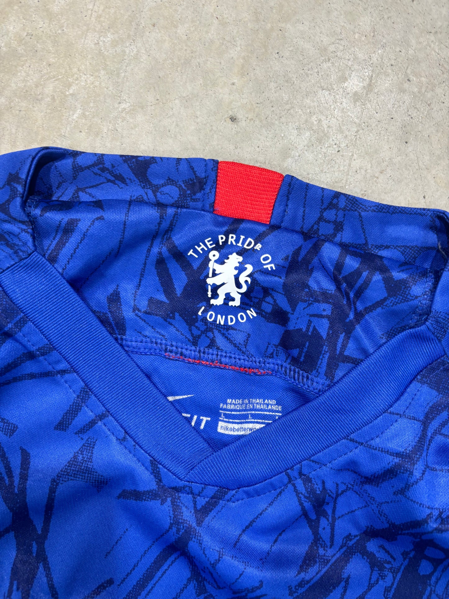 (L) Bootleg Chelsea Jersey