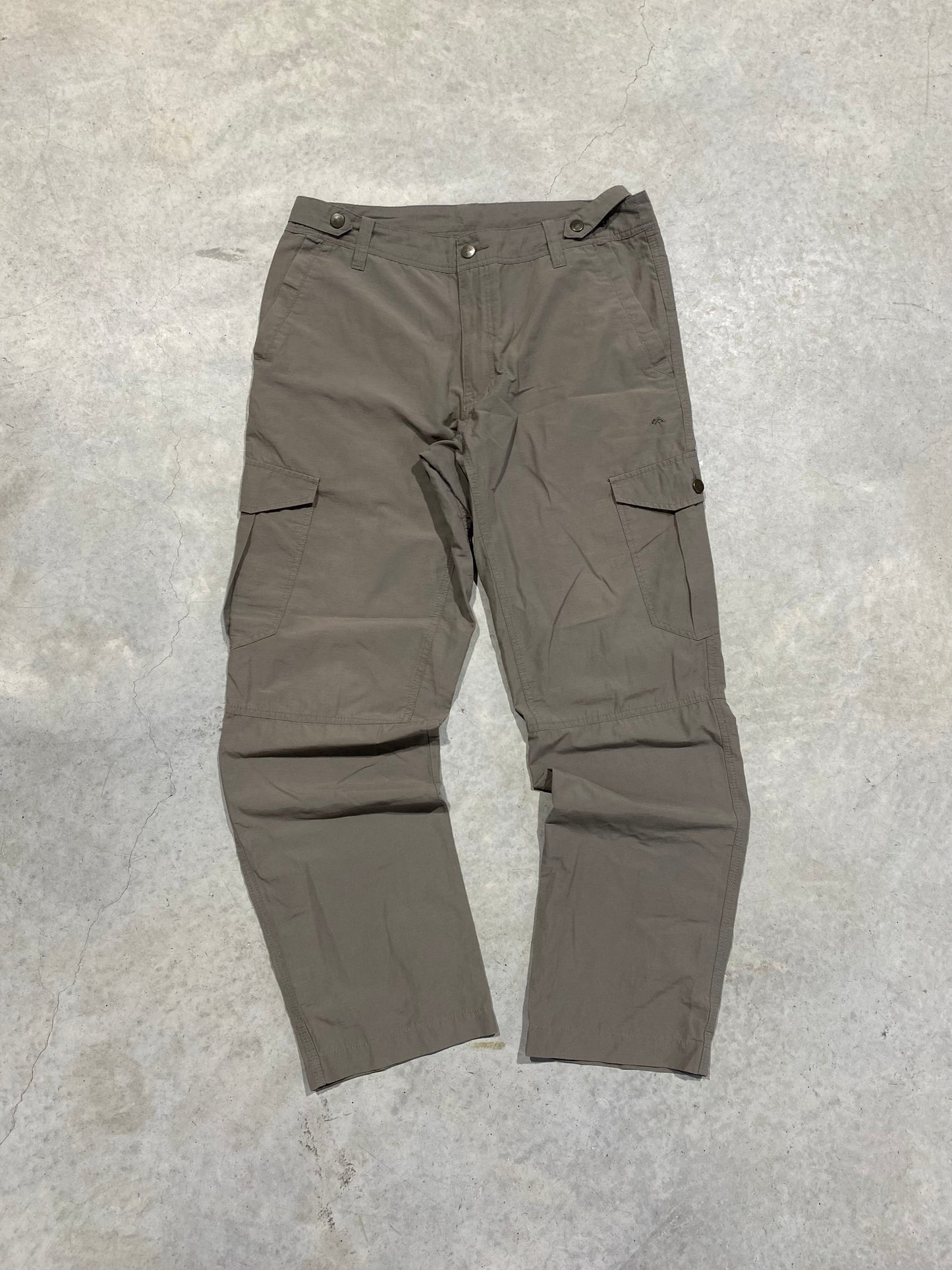 (L) Kathmandu Hiking Cargo Pants